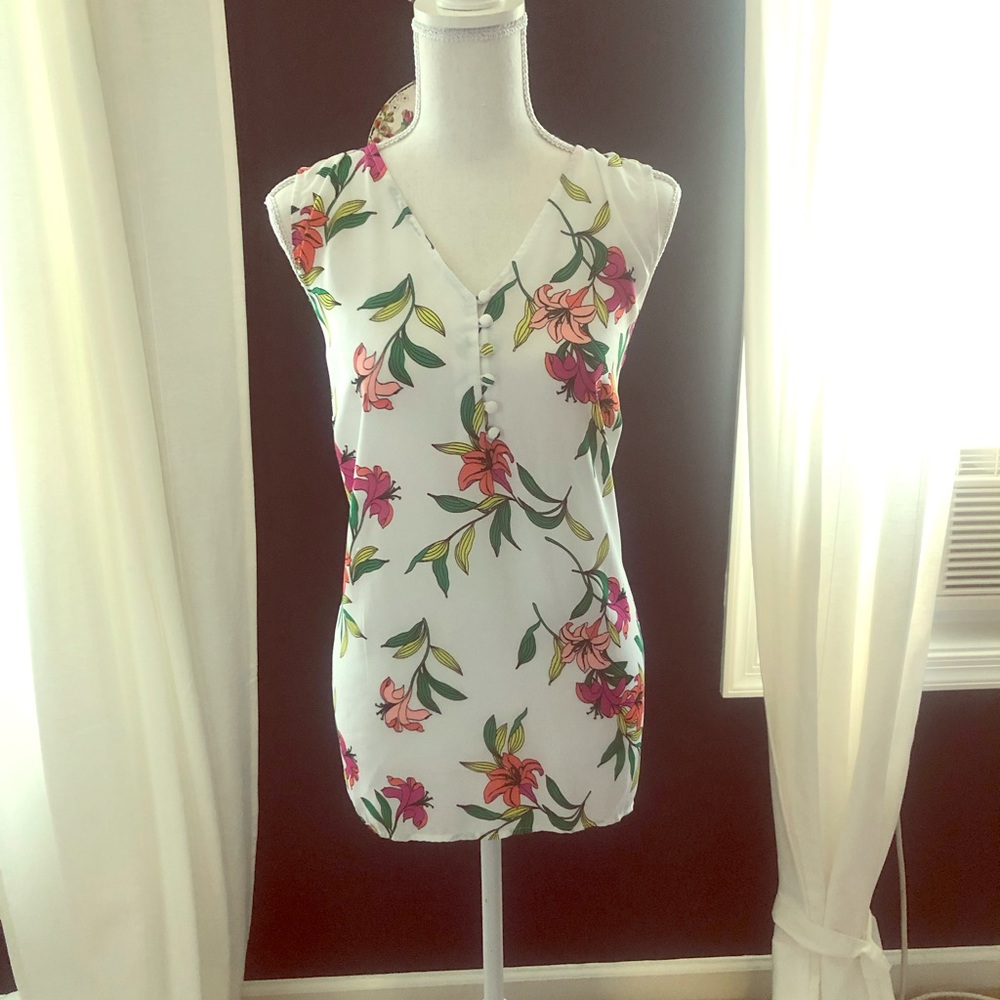 Worthington Floral Shell